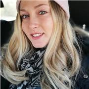 Laureata in Scienze e Tecnologie Alimentari impartisce lezioni di matematica sia presso il proprio domicilio che online